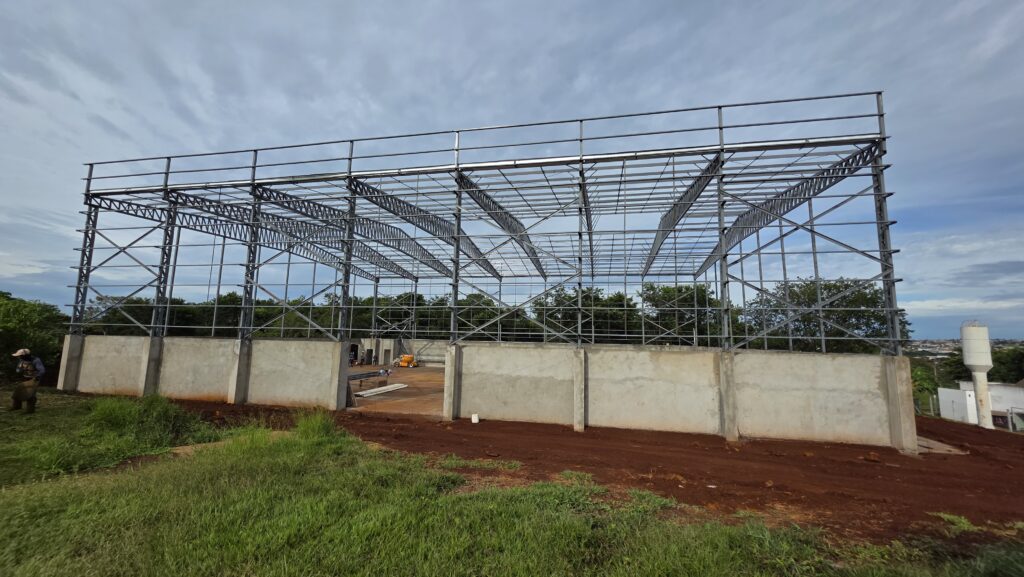 Melhorias para a quadra poliesportiva